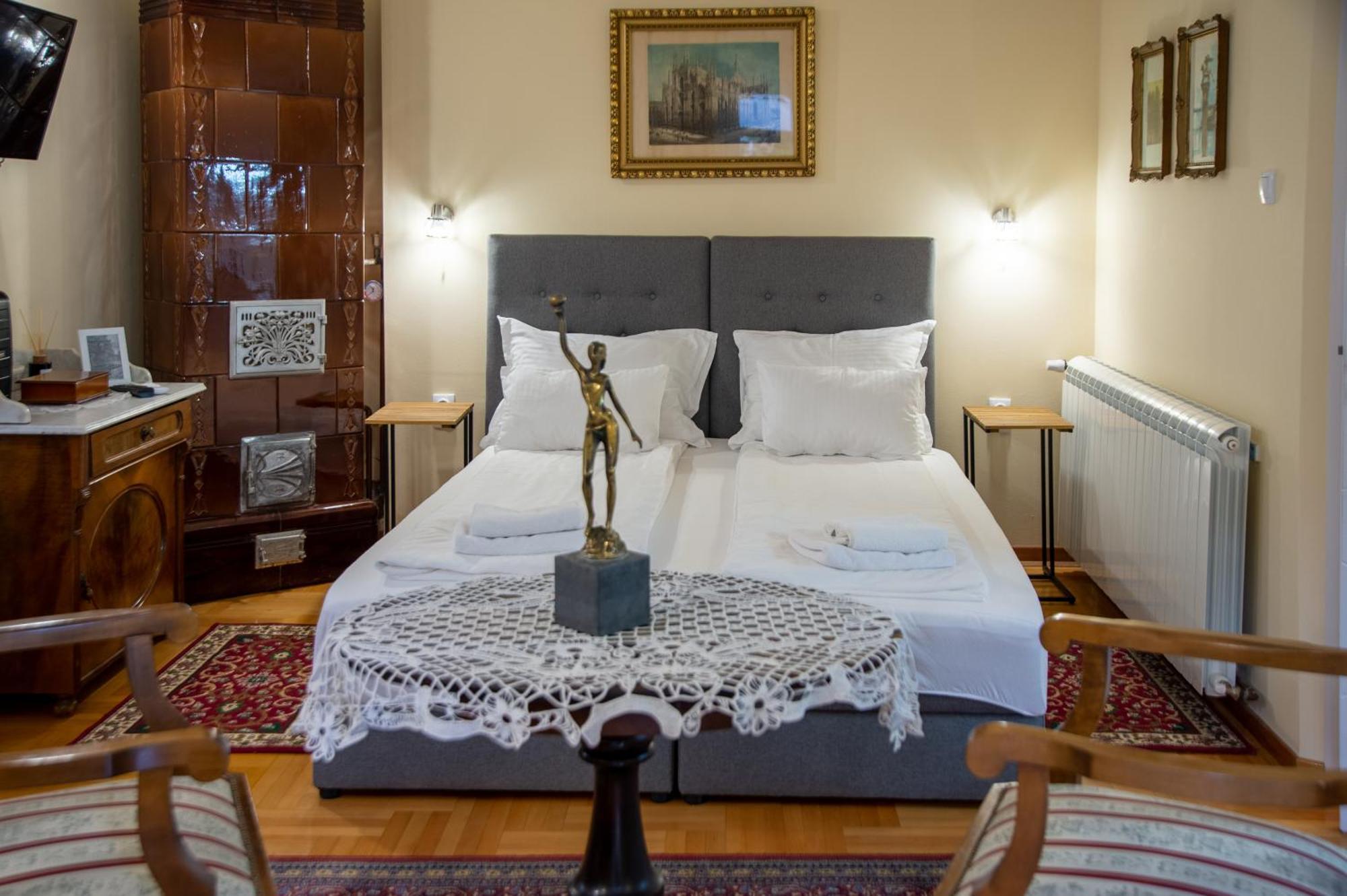 Apartman Centar เซรมสกี คาร์ลอฟซี ภายนอก รูปภาพ