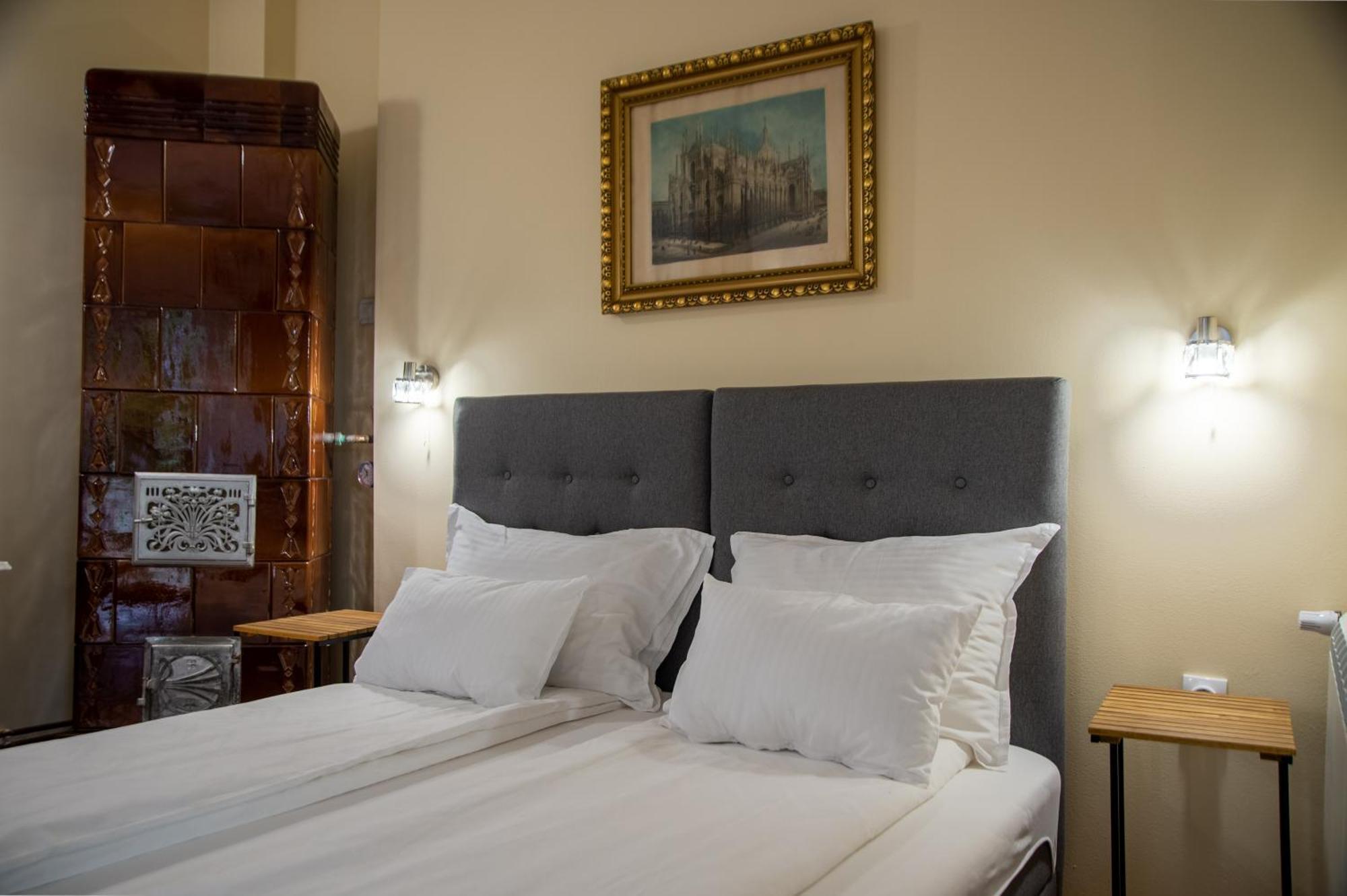 Apartman Centar เซรมสกี คาร์ลอฟซี ภายนอก รูปภาพ